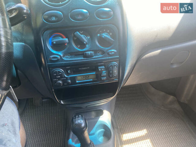 Красный Дэу Матиз, объемом двигателя 0 л и пробегом 170 тыс. км за 2199 $, фото 1 на Automoto.ua