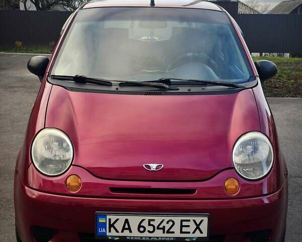 Красный Дэу Матиз, объемом двигателя 0.8 л и пробегом 163 тыс. км за 2700 $, фото 1 на Automoto.ua