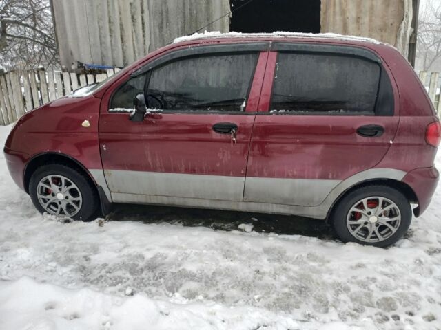 Красный Дэу Матиз, объемом двигателя 0.8 л и пробегом 220 тыс. км за 2580 $, фото 4 на Automoto.ua