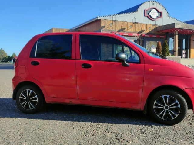 Червоний Деу Матіз, об'ємом двигуна 0.8 л та пробігом 160 тис. км за 2100 $, фото 1 на Automoto.ua