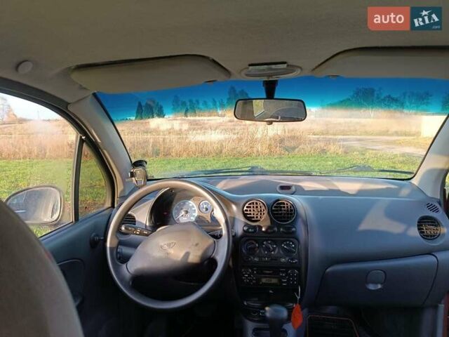 Красный Дэу Матиз, объемом двигателя 0.8 л и пробегом 138 тыс. км за 2500 $, фото 12 на Automoto.ua