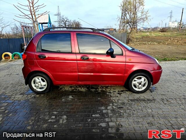 Красный Дэу Матиз, объемом двигателя 0.8 л и пробегом 145 тыс. км за 1900 $, фото 6 на Automoto.ua