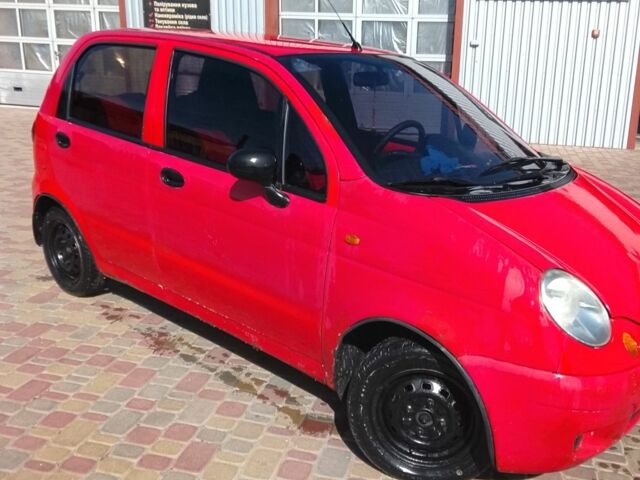 Красный Дэу Матиз, объемом двигателя 0.8 л и пробегом 100 тыс. км за 1700 $, фото 4 на Automoto.ua