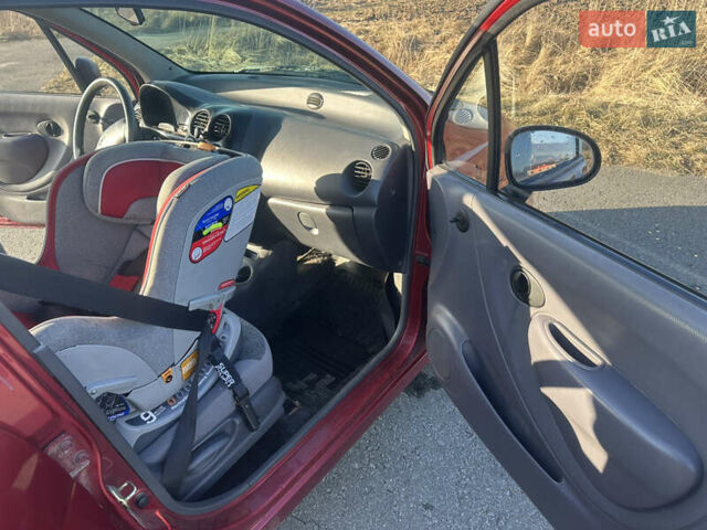 Червоний Деу Матіз, об'ємом двигуна 0.8 л та пробігом 142 тис. км за 1999 $, фото 15 на Automoto.ua