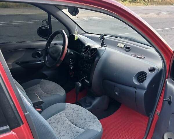 Червоний Деу Матіз, об'ємом двигуна 0.8 л та пробігом 121 тис. км за 2700 $, фото 4 на Automoto.ua