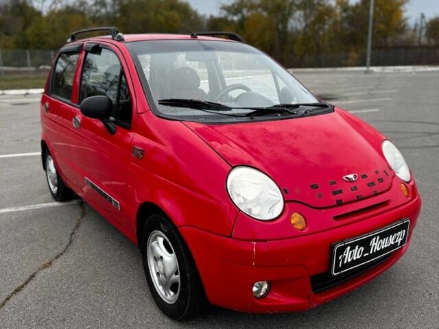 Деу Матіз 2006 у Запоріжжя на Automoto.ua Червоний Деу Матіз, об'ємом двигуна 0 л та пробігом 106 тис. км за 2200 $, фото 2 на Automoto.ua