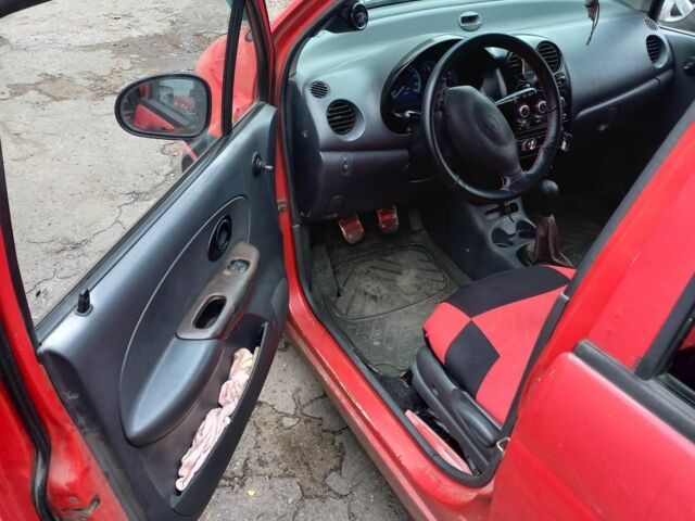 Красный Дэу Матиз, объемом двигателя 0.8 л и пробегом 151 тыс. км за 1500 $, фото 6 на Automoto.ua