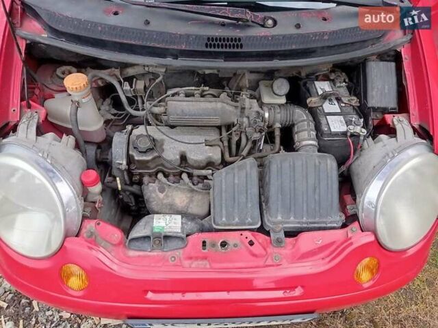 Красный Дэу Матиз, объемом двигателя 0.8 л и пробегом 168 тыс. км за 1100 $, фото 6 на Automoto.ua