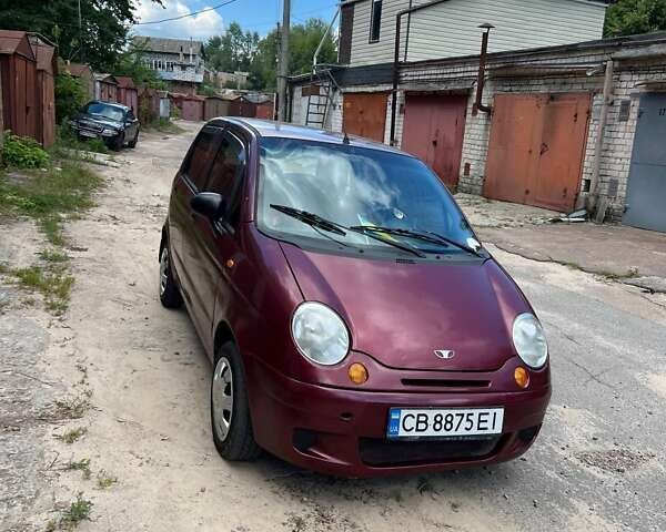 Красный Дэу Матиз, объемом двигателя 0.8 л и пробегом 180 тыс. км за 2200 $, фото 2 на Automoto.ua