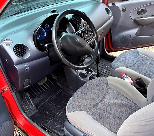 Червоний Деу Матіз, об'ємом двигуна 0.8 л та пробігом 182 тис. км за 2500 $, фото 7 на Automoto.ua