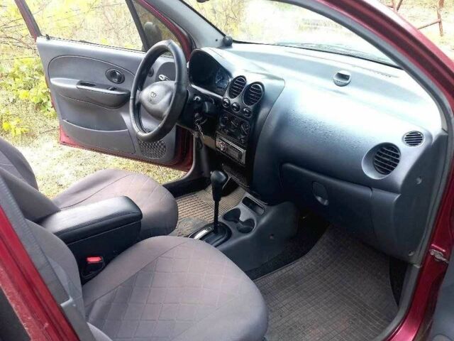 Красный Дэу Матиз, объемом двигателя 0.8 л и пробегом 121 тыс. км за 3000 $, фото 4 на Automoto.ua