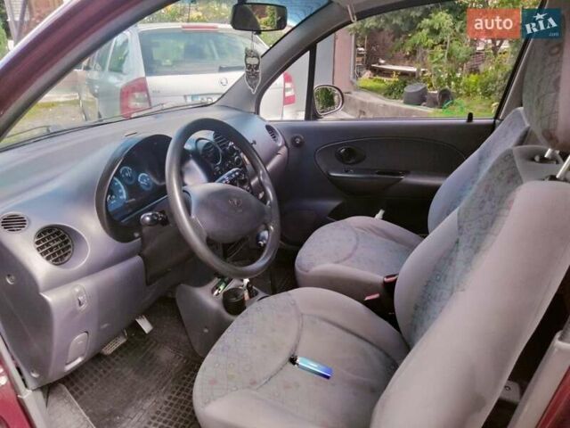 Красный Дэу Матиз, объемом двигателя 0.8 л и пробегом 130 тыс. км за 2800 $, фото 8 на Automoto.ua