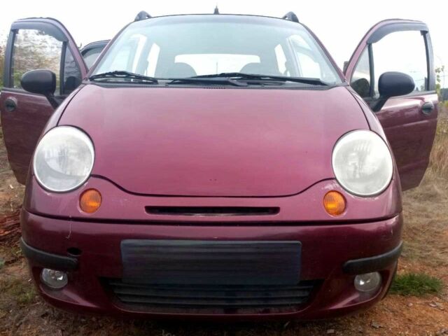 Красный Дэу Матиз, объемом двигателя 0.8 л и пробегом 121 тыс. км за 3000 $, фото 9 на Automoto.ua