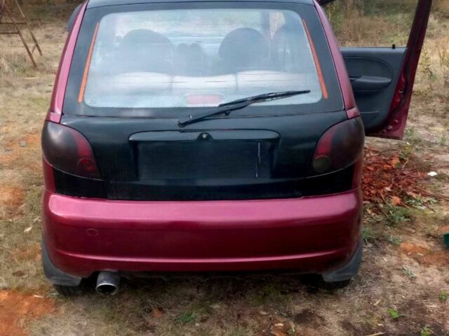 Красный Дэу Матиз, объемом двигателя 0.8 л и пробегом 121 тыс. км за 3000 $, фото 3 на Automoto.ua