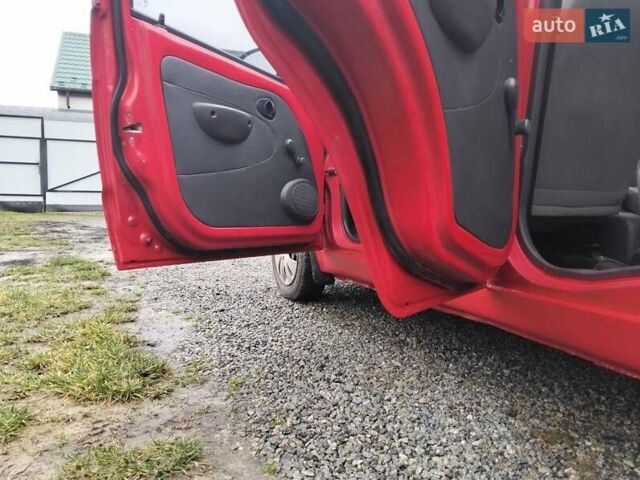 Красный Дэу Матиз, объемом двигателя 0.8 л и пробегом 120 тыс. км за 2200 $, фото 7 на Automoto.ua