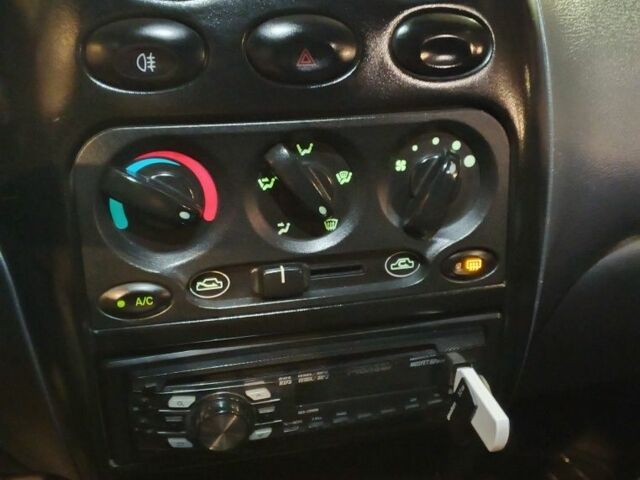 Червоний Деу Матіз, об'ємом двигуна 0.8 л та пробігом 178 тис. км за 2800 $, фото 3 на Automoto.ua