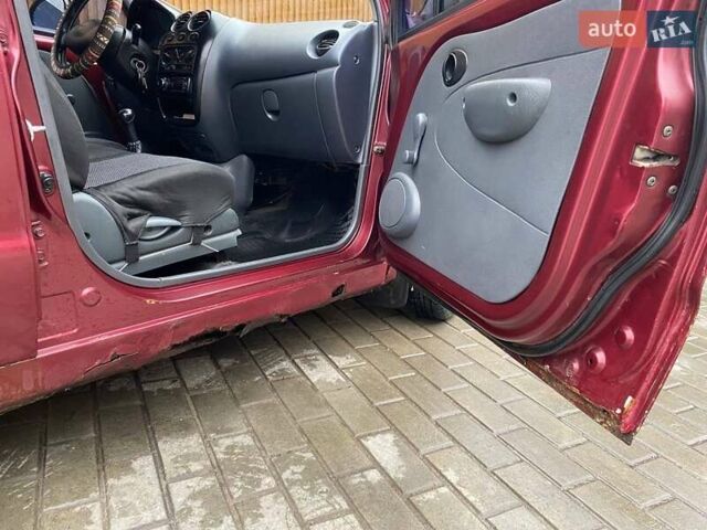 Красный Дэу Матиз, объемом двигателя 0.8 л и пробегом 157 тыс. км за 2200 $, фото 7 на Automoto.ua