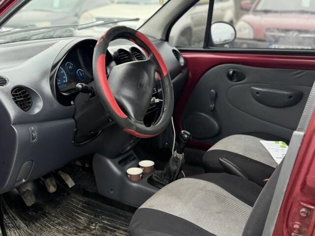 Красный Дэу Матиз, объемом двигателя 0.8 л и пробегом 188 тыс. км за 1250 $, фото 4 на Automoto.ua