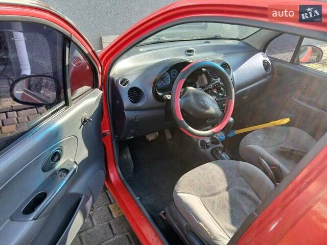 Червоний Деу Матіз, об'ємом двигуна 0.8 л та пробігом 127 тис. км за 2800 $, фото 7 на Automoto.ua