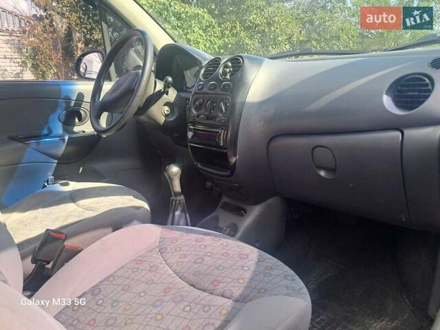 Красный Дэу Матиз, объемом двигателя 0.8 л и пробегом 181 тыс. км за 2600 $, фото 10 на Automoto.ua