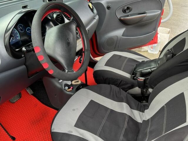 Красный Дэу Матиз, объемом двигателя 0.8 л и пробегом 1 тыс. км за 2600 $, фото 7 на Automoto.ua