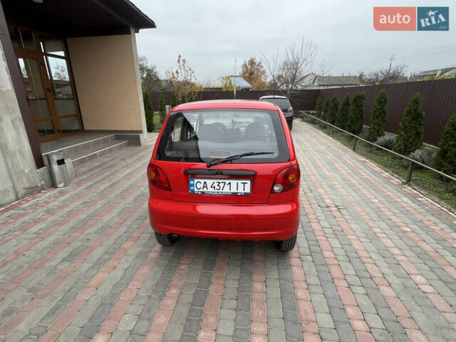 Красный Дэу Матиз, объемом двигателя 0.8 л и пробегом 129 тыс. км за 2650 $, фото 3 на Automoto.ua