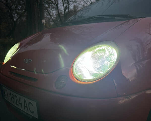 Деу Матіз 2007 у Києві на Automoto.ua Червоний Деу Матіз, об'ємом двигуна 0.8 л та пробігом 180 тис. км за 1600 $, фото 2 на Automoto.ua