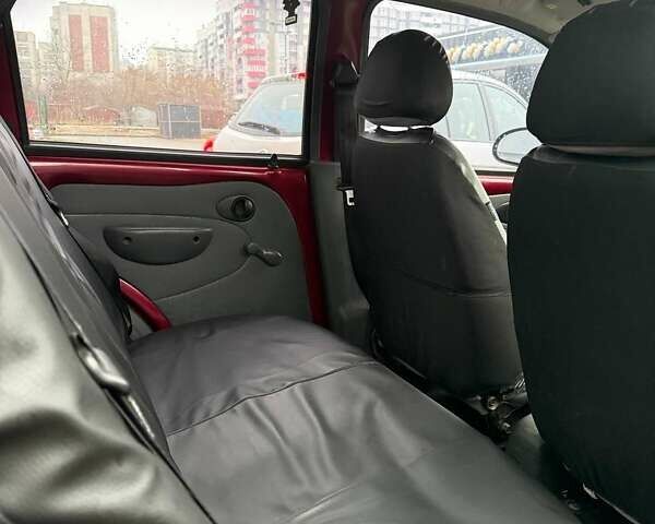 Красный Дэу Матиз, объемом двигателя 0.8 л и пробегом 111 тыс. км за 2000 $, фото 7 на Automoto.ua