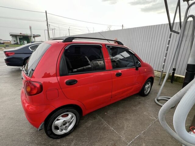 Красный Дэу Матиз, объемом двигателя 0.8 л и пробегом 1 тыс. км за 2600 $, фото 4 на Automoto.ua