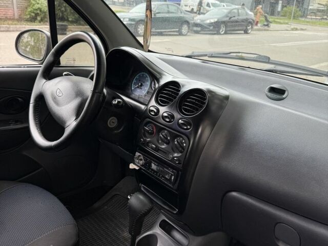 Червоний Деу Матіз, об'ємом двигуна 0.8 л та пробігом 145 тис. км за 2350 $, фото 7 на Automoto.ua