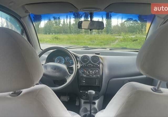 Красный Дэу Матиз, объемом двигателя 0.8 л и пробегом 126 тыс. км за 3300 $, фото 3 на Automoto.ua