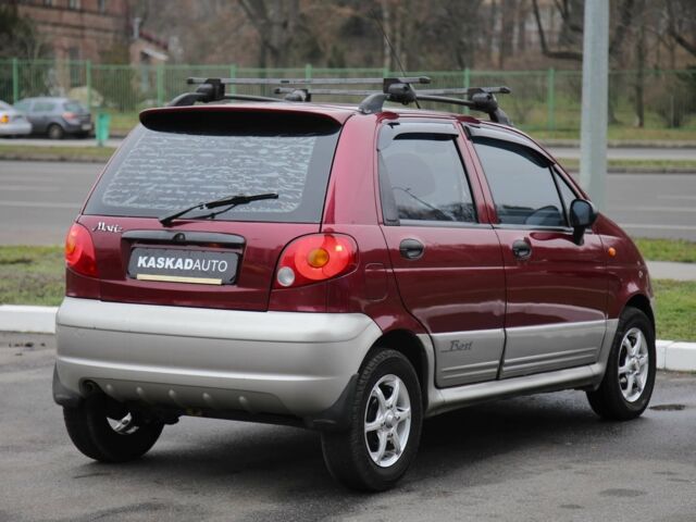 Красный Дэу Матиз, объемом двигателя 1 л и пробегом 204 тыс. км за 3300 $, фото 5 на Automoto.ua