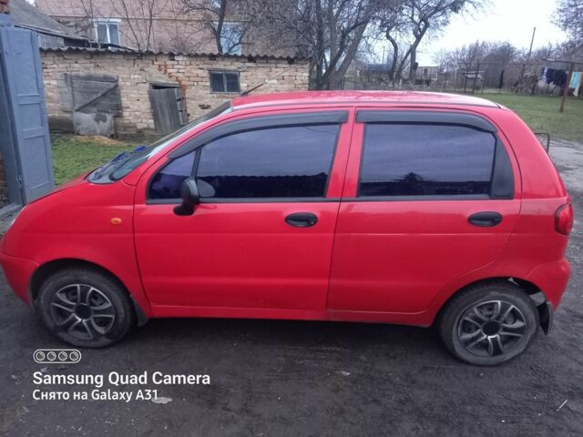 Червоний Деу Матіз, об'ємом двигуна 0.8 л та пробігом 187 тис. км за 1890 $, фото 4 на Automoto.ua