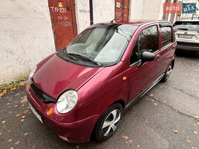 Червоний Деу Матіз, об'ємом двигуна 0.8 л та пробігом 142 тис. км за 2400 $, фото 5 на Automoto.ua