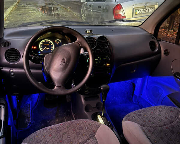 Деу Матіз 2007 у Києві на Automoto.ua Червоний Деу Матіз, об'ємом двигуна 0.8 л та пробігом 180 тис. км за 1600 $, фото 10 на Automoto.ua