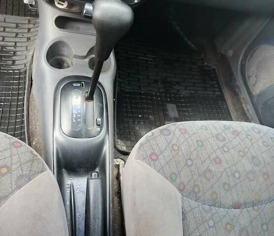 Красный Дэу Матиз, объемом двигателя 0.8 л и пробегом 126 тыс. км за 1500 $, фото 2 на Automoto.ua