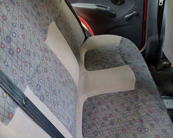 Червоний Деу Матіз, об'ємом двигуна 0.8 л та пробігом 130 тис. км за 2250 $, фото 3 на Automoto.ua