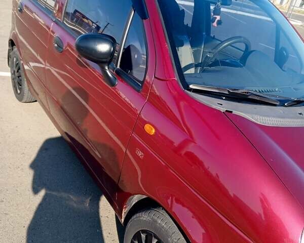 Червоний Деу Матіз, об'ємом двигуна 0.8 л та пробігом 164 тис. км за 2500 $, фото 2 на Automoto.ua