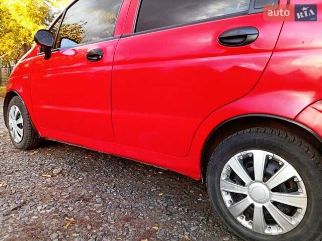 Дэу Матиз 2007 в Золотоноше на Automoto.ua Красный Дэу Матиз, объемом двигателя 0.8 л и пробегом 138 тыс. км за 2750 $, фото 7 на Automoto.ua