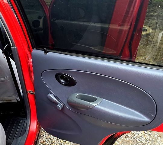 Червоний Деу Матіз, об'ємом двигуна 0.8 л та пробігом 182 тис. км за 2500 $, фото 10 на Automoto.ua