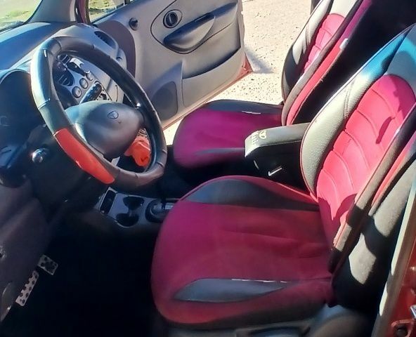 Красный Дэу Матиз, объемом двигателя 0.8 л и пробегом 180 тыс. км за 2800 $, фото 6 на Automoto.ua