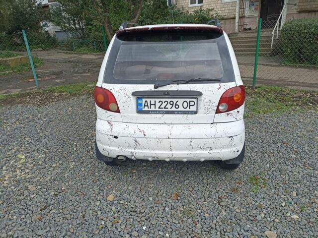 Червоний Деу Матіз, об'ємом двигуна 0.8 л та пробігом 113 тис. км за 2300 $, фото 3 на Automoto.ua