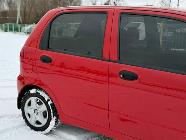 Красный Дэу Матиз, объемом двигателя 0.8 л и пробегом 93 тыс. км за 3550 $, фото 9 на Automoto.ua