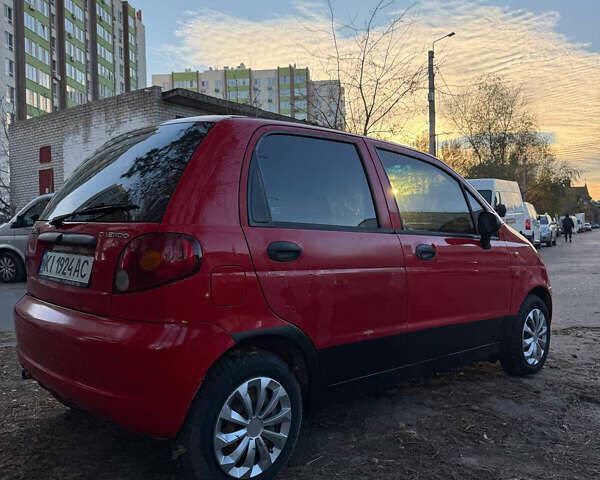 Красный Дэу Матиз, объемом двигателя 0.8 л и пробегом 180 тыс. км за 1950 $, фото 4 на Automoto.ua