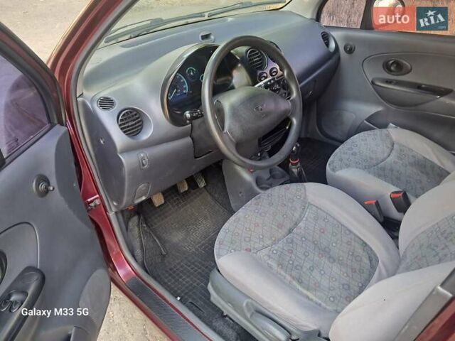 Красный Дэу Матиз, объемом двигателя 0.8 л и пробегом 181 тыс. км за 2600 $, фото 12 на Automoto.ua