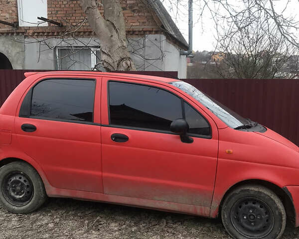 Красный Дэу Матиз, объемом двигателя 0.8 л и пробегом 245 тыс. км за 1200 $, фото 1 на Automoto.ua