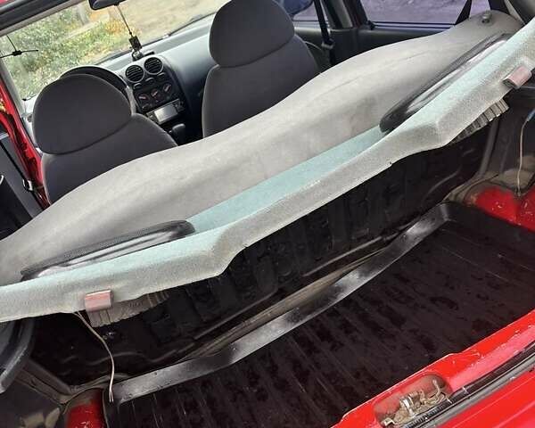 Красный Дэу Матиз, объемом двигателя 0.8 л и пробегом 132 тыс. км за 2200 $, фото 1 на Automoto.ua