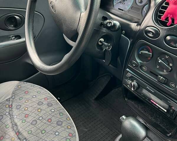 Красный Дэу Матиз, объемом двигателя 0.8 л и пробегом 124 тыс. км за 2850 $, фото 3 на Automoto.ua