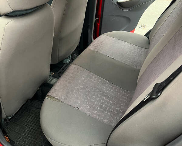 Красный Дэу Матиз, объемом двигателя 1 л и пробегом 111 тыс. км за 1700 $, фото 19 на Automoto.ua