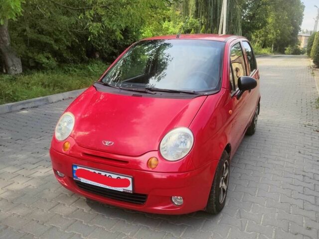 Красный Дэу Матиз, объемом двигателя 0.8 л и пробегом 148 тыс. км за 2500 $, фото 1 на Automoto.ua